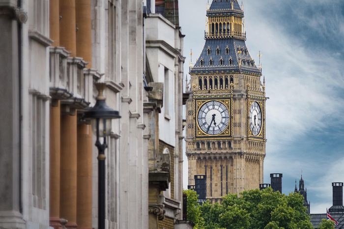 Big Ben, a UK landmark for first-time visitors